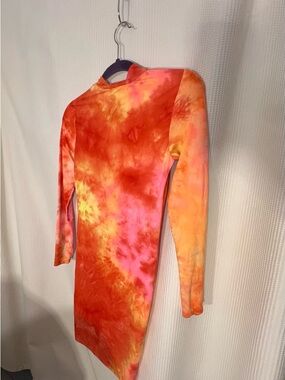 Long Sleeve Tie-Dye Bodycon Dress - Vibrant Orange-Pink